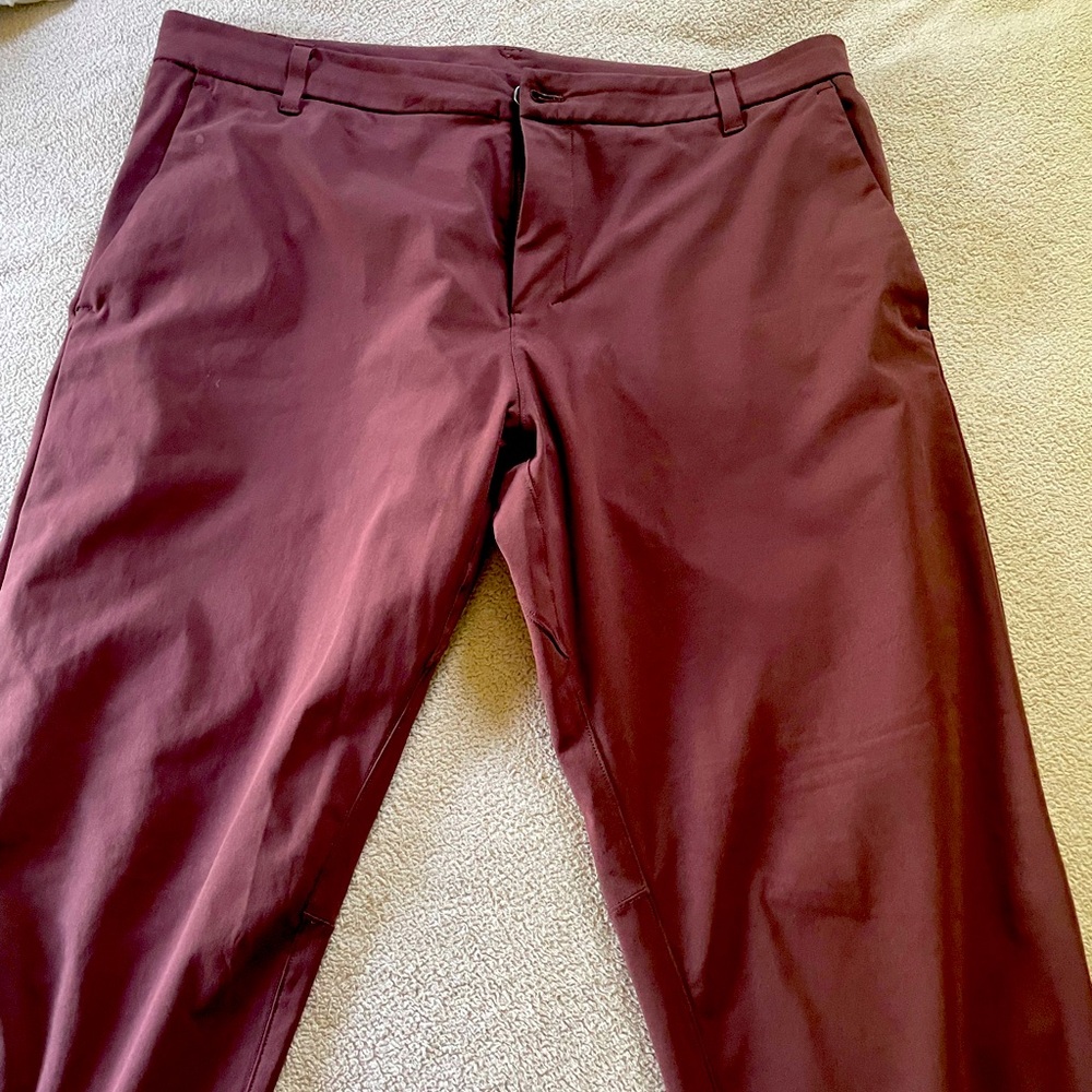 Lululemon Classic Commuter Pant